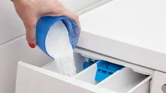 I tvättkorgen eller direkt i trumman? En VVS-montör avslöjar en oväntad tvätthemlighet